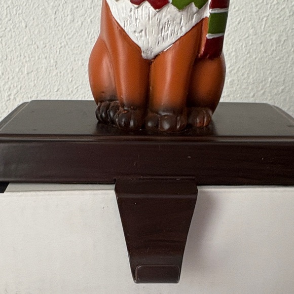Cute Fox Figurine with Scarf stockings holder - Picture 4 of 6